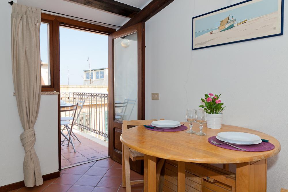 Terrazza Bordonaro Apartment Cefalu Bagian luar foto